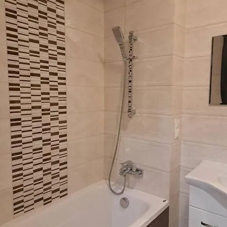 Przestronne Mieszkanie - Krzyki Apartmán